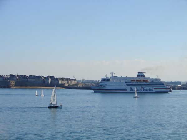 M/V Val de Loire